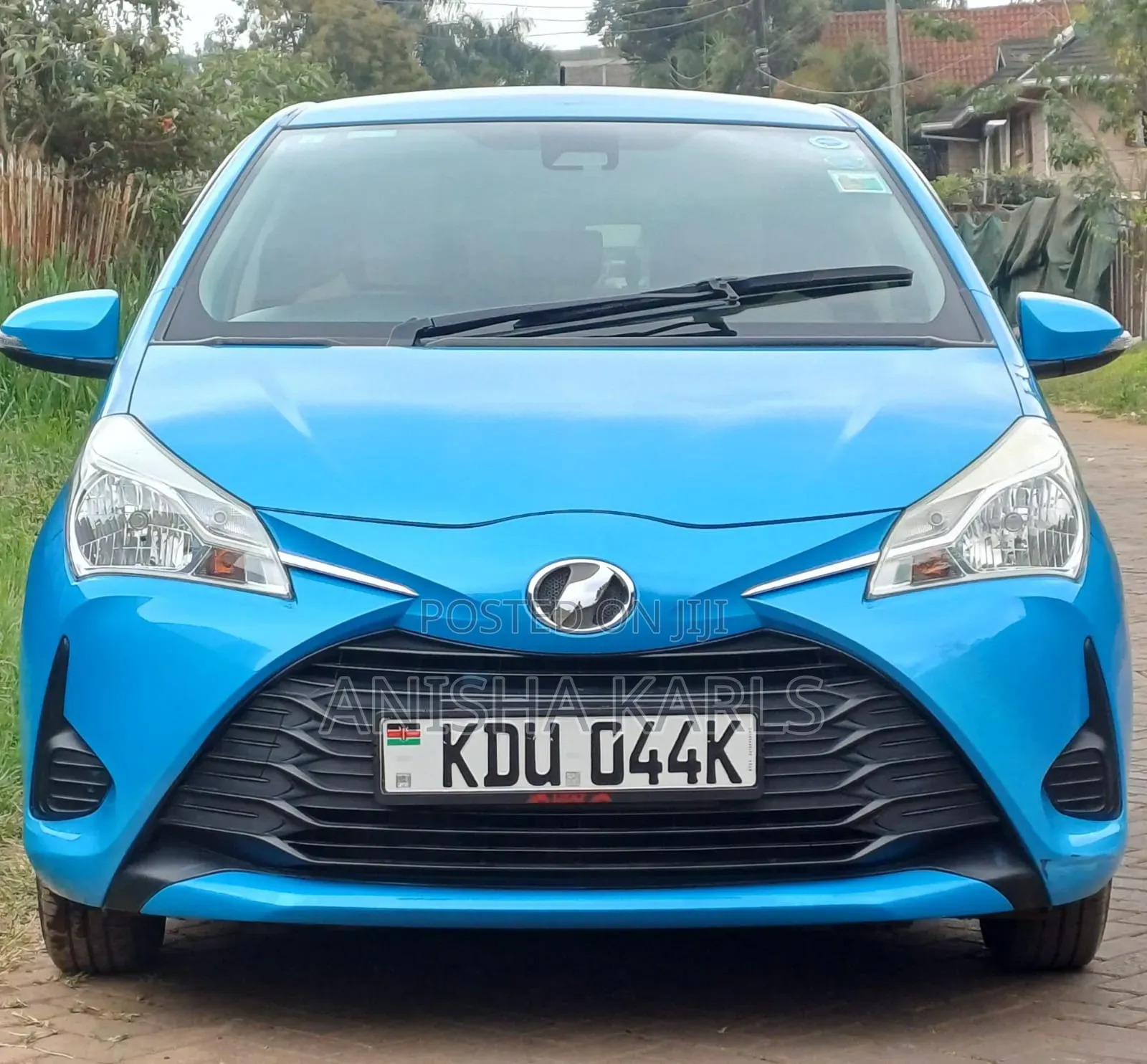 Toyota Vitz 2018 Blue