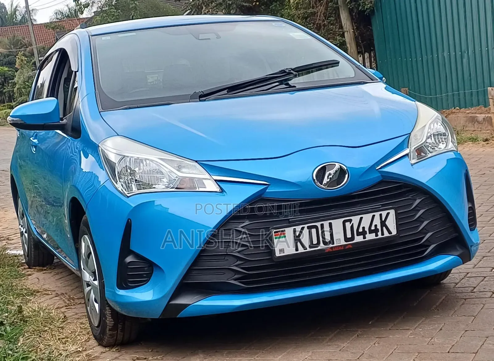Toyota Vitz 2018 Blue