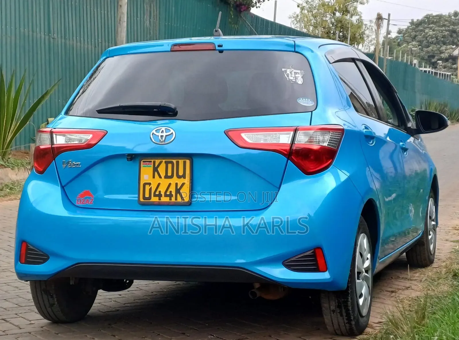 Toyota Vitz 2018 Blue