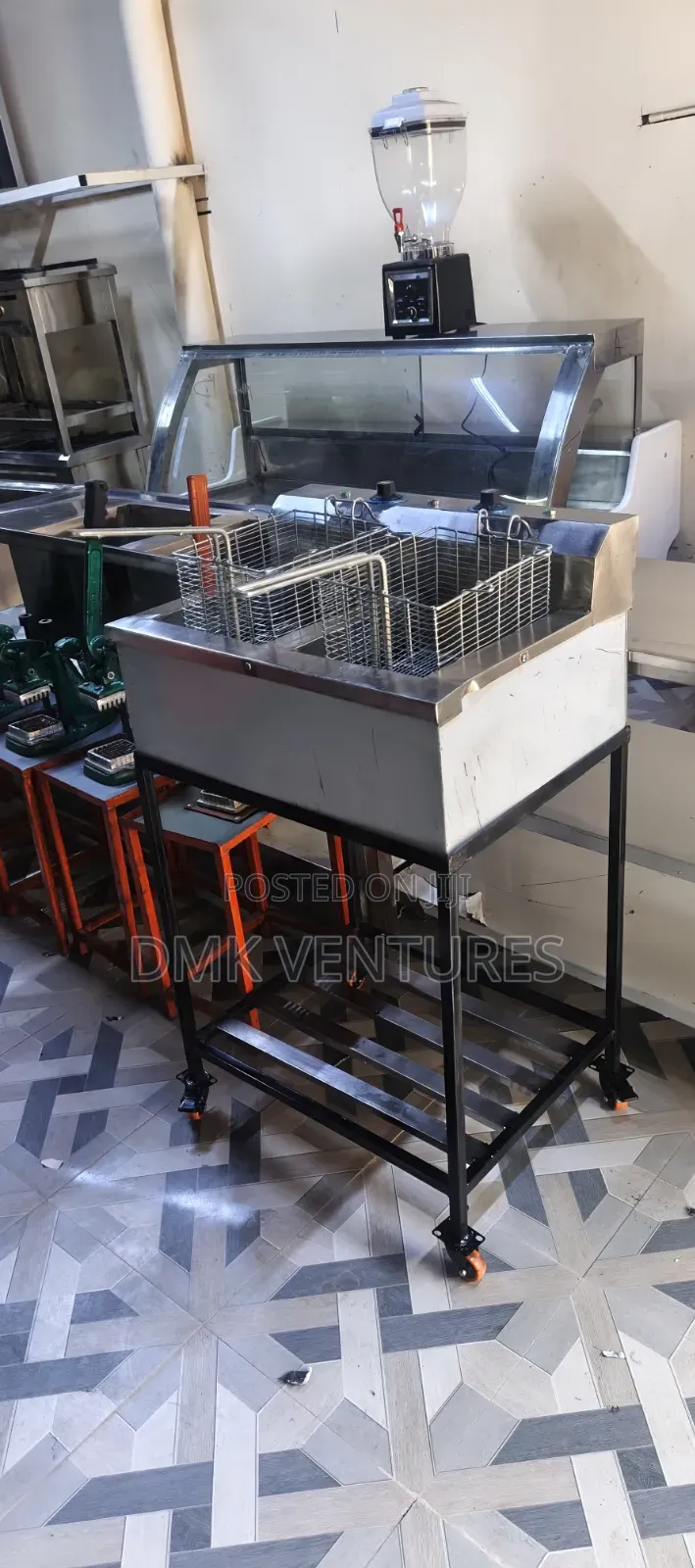 DMK Wheeled Electric Double Chips Friyer