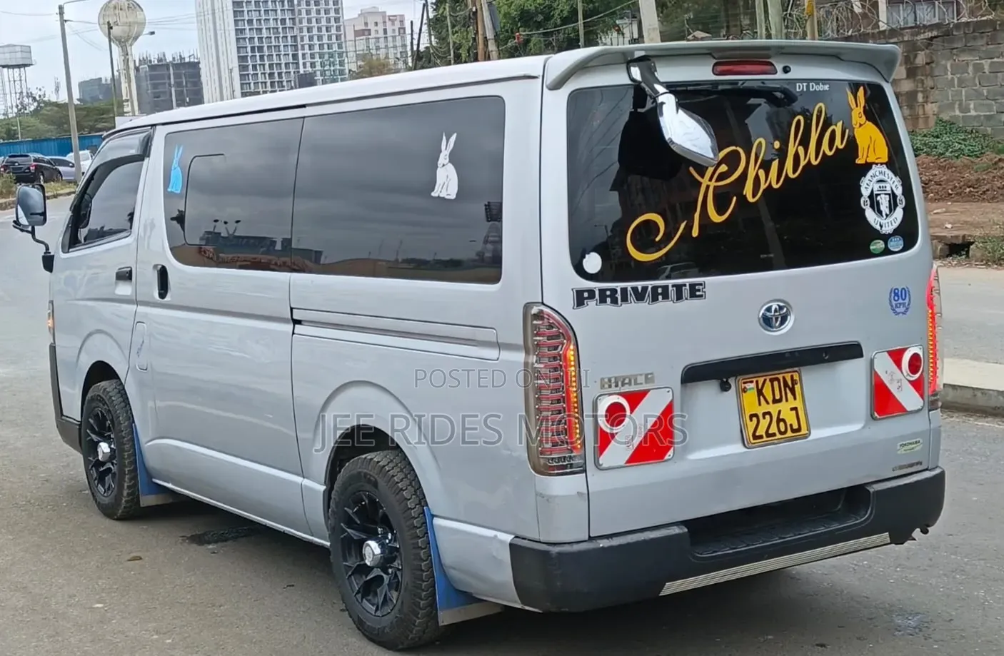 Toyota HiAce 2016 Silver