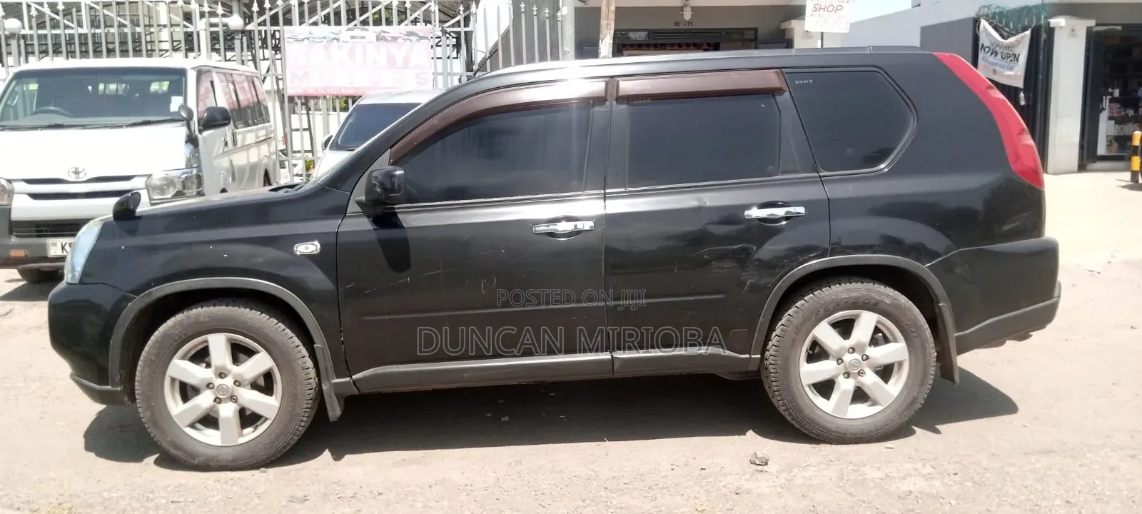 Nissan X-Trail 2010 Black