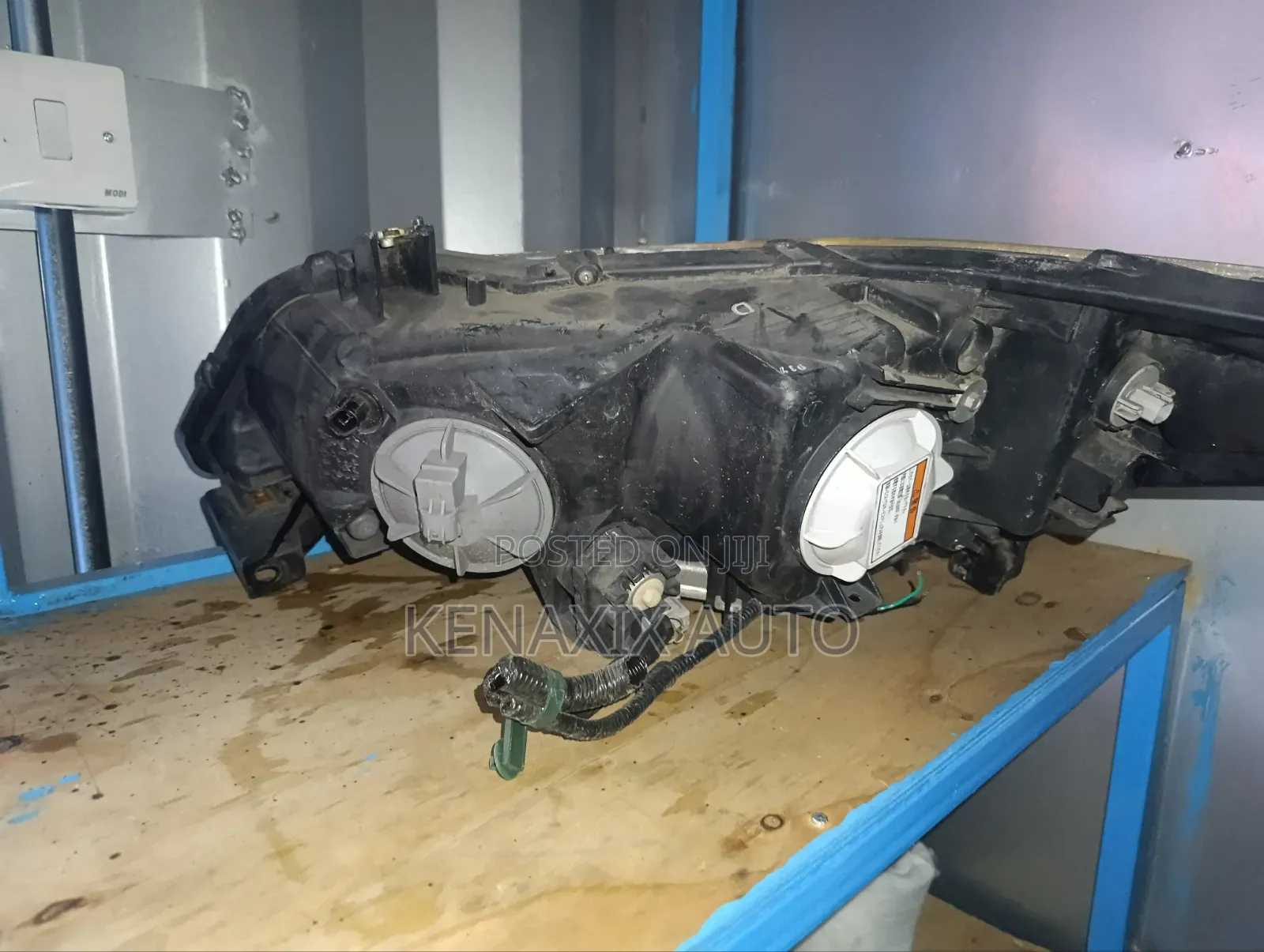 Stream Xenon Headlight