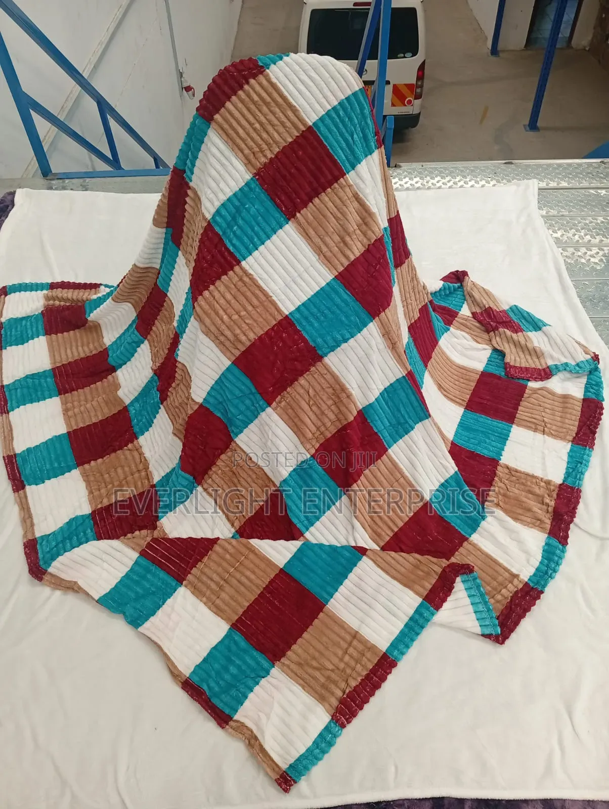 Printed Stripe Velvet Fleece Blanket