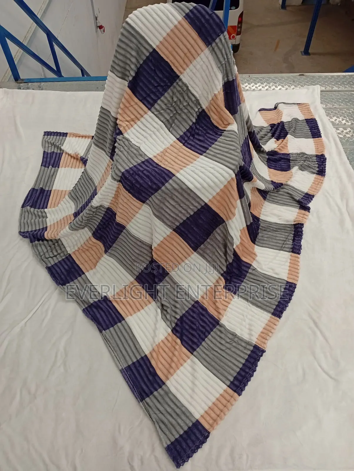 Printed Stripe Velvet Fleece Blanket