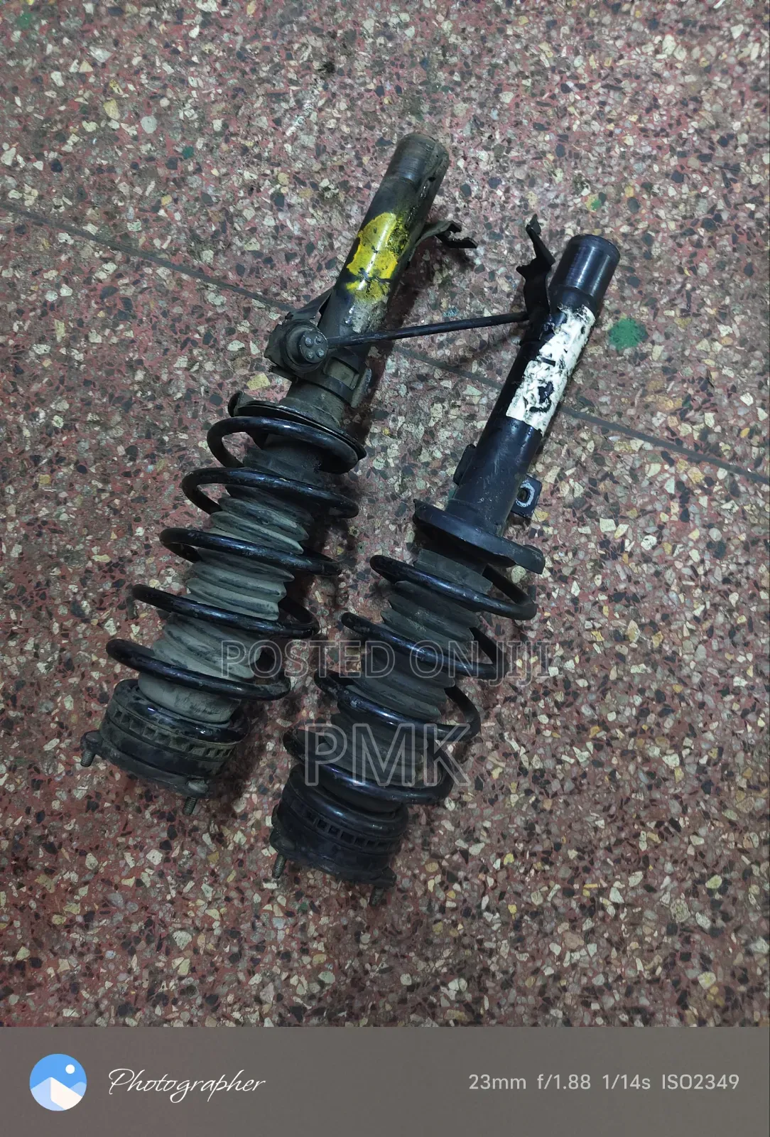 Mazda Demio Dy/Verisa Shocks