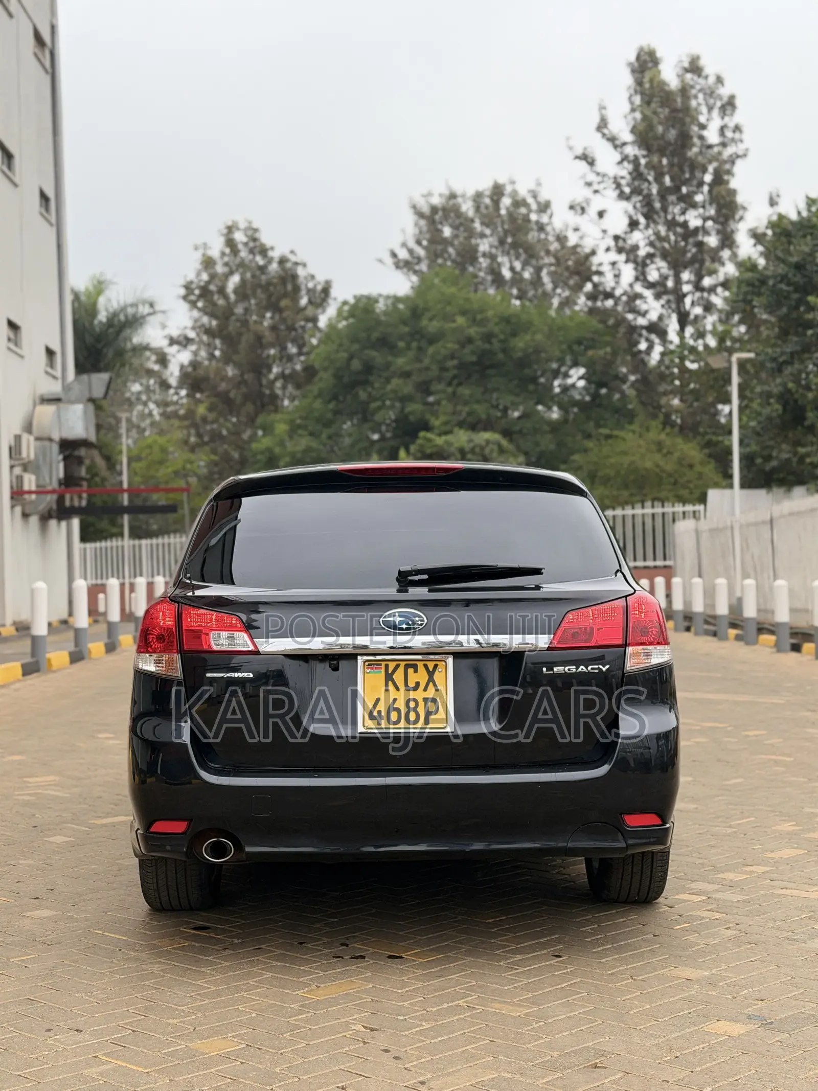Subaru Outback 2.5i Limited 2012 Black