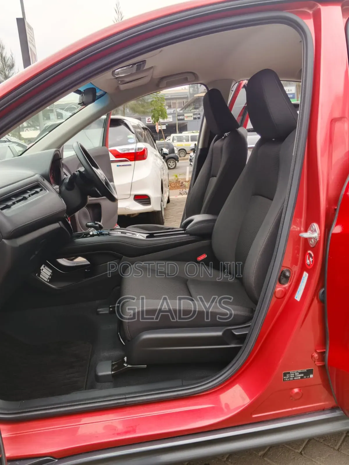 Honda Vezel 2019 Red
