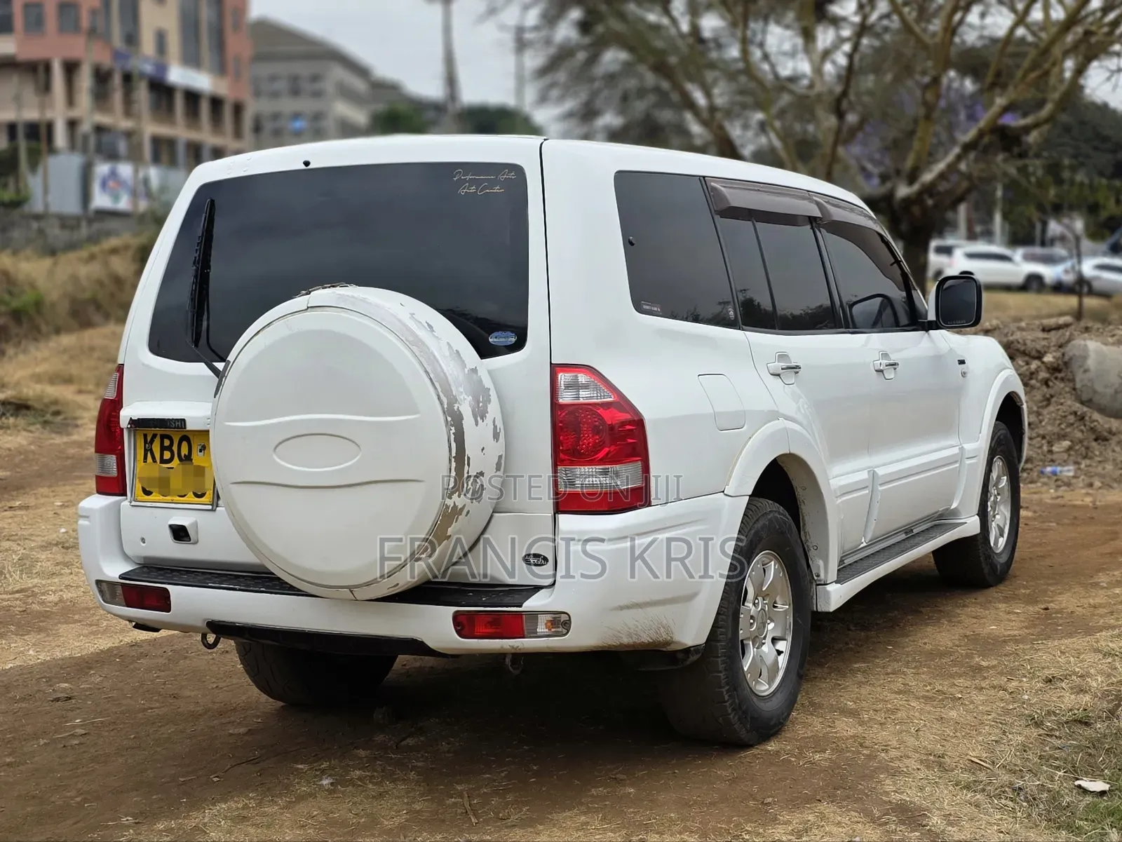 Mitsubishi Pajero 2004 White
