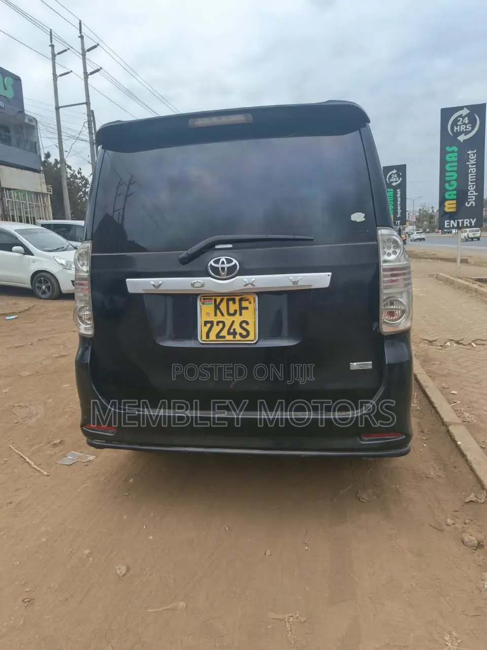 Toyota Voxy V 2WD 8-Seater 2009 Black