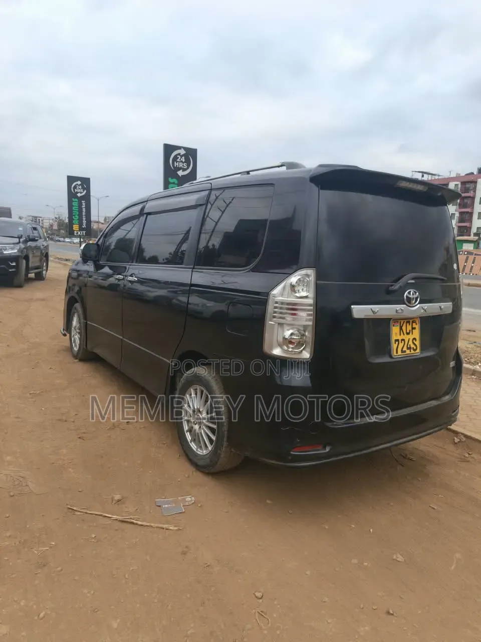 Toyota Voxy V 2WD 8-Seater 2009 Black