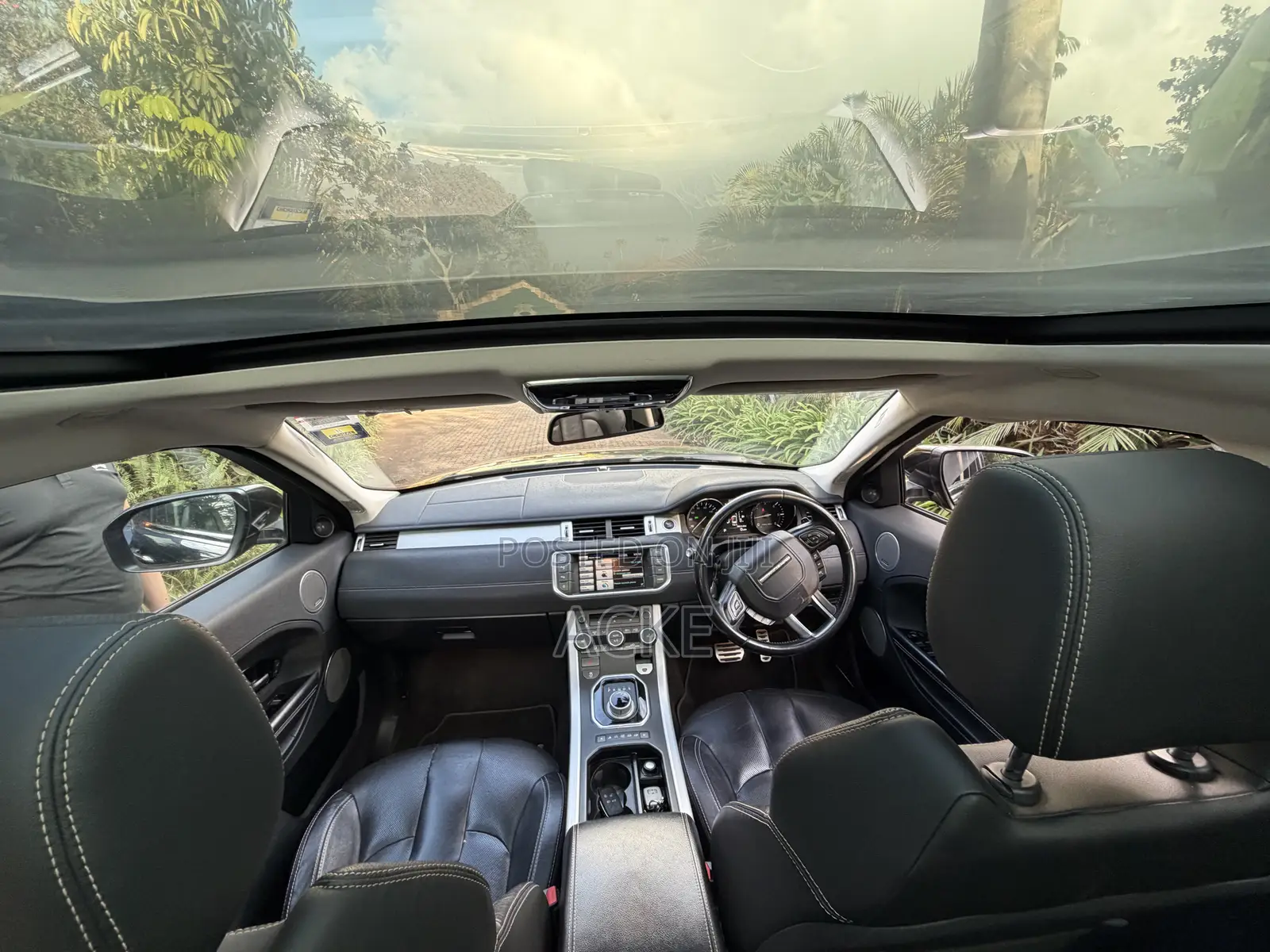 Land Rover Range Rover Evoque Dynamic 4dr SUV AWD (2.0L 4cyl Turbo 9A)