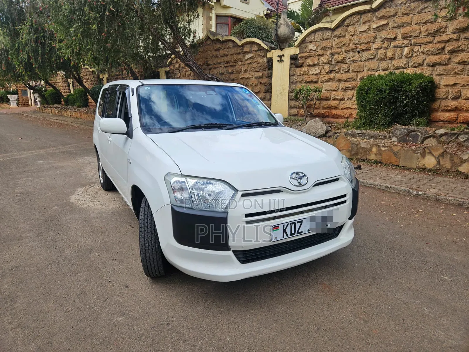 Toyota Probox 1.5 GL 4WD 2020 White