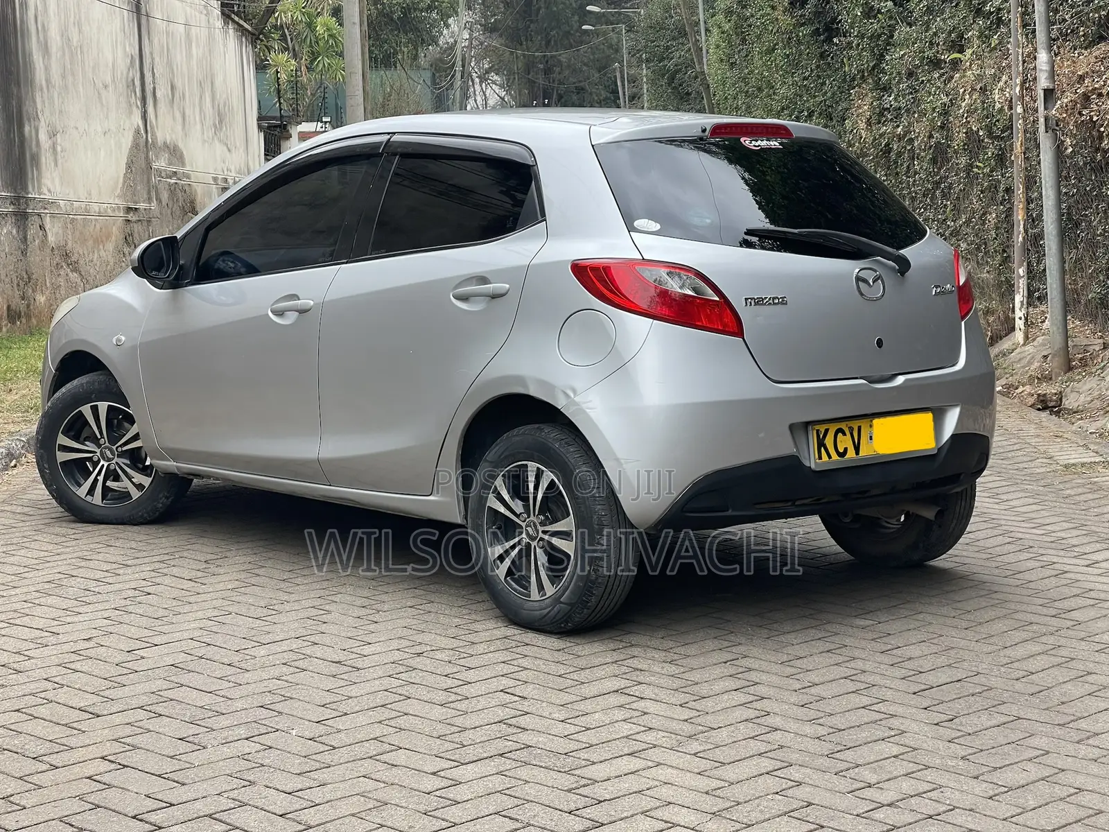 Mazda Demio 2012 Silver