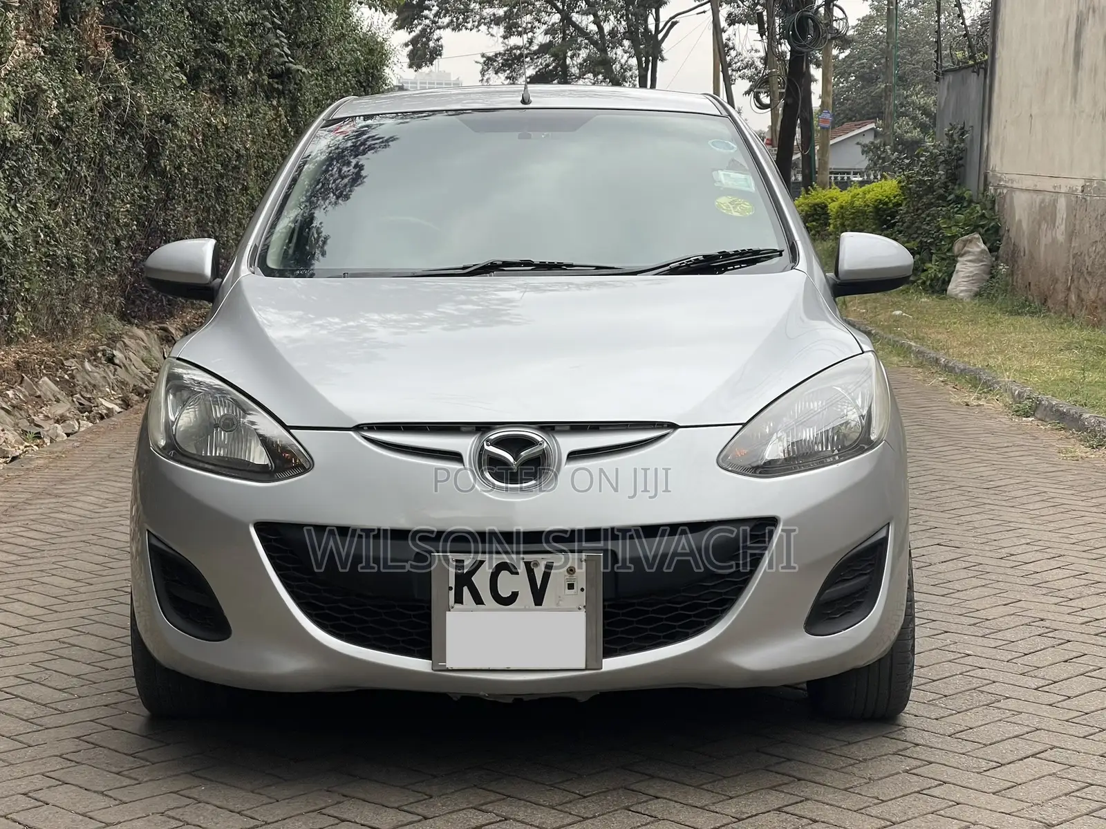 Mazda Demio 2012 Silver