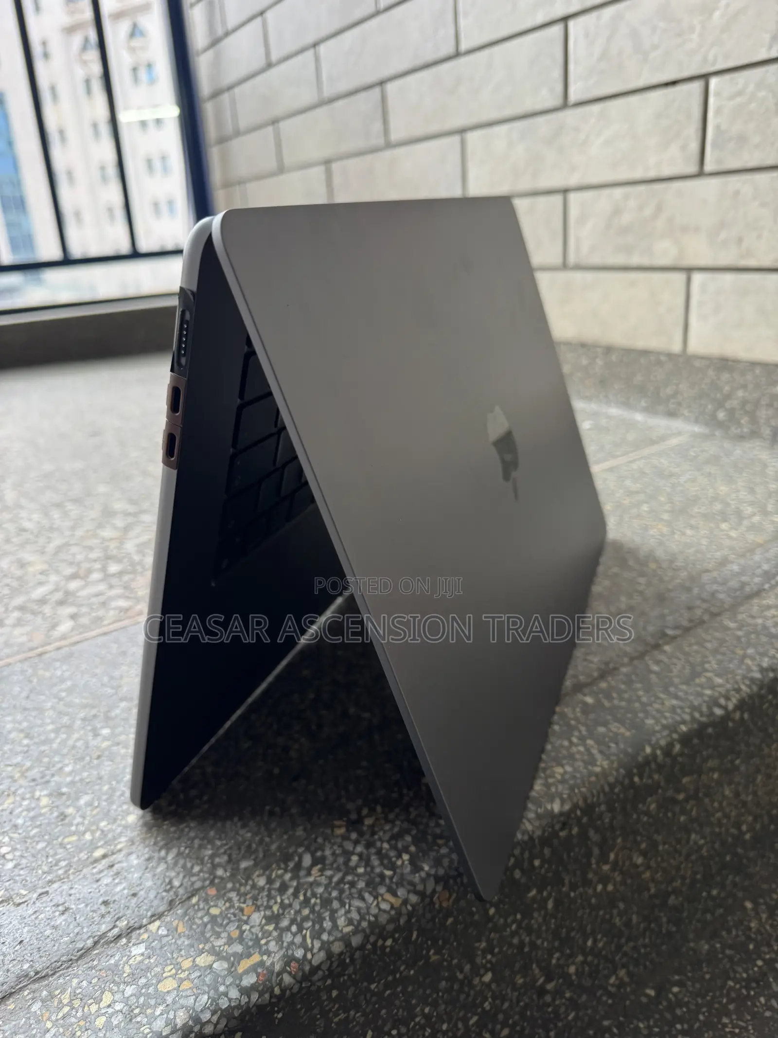 Laptop Apple MacBook Air 2024 M3 16GB Apple M3 Max SSD 1T