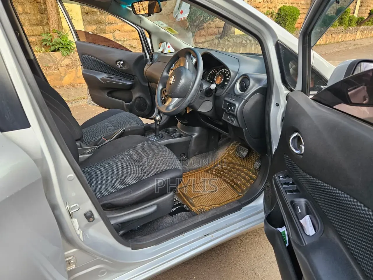 Nissan Note 1.2 Petrol 2013 Silver