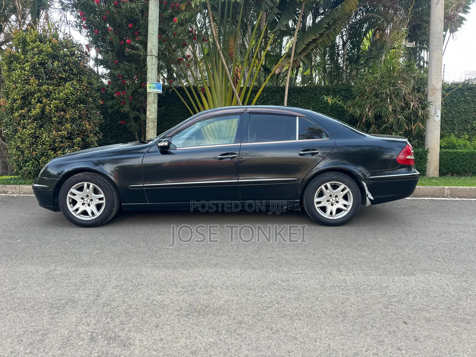 Mercedes-Benz E240 2004 Black