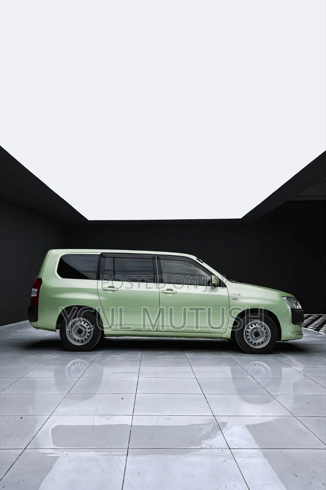 Toyota Probox 1.5 Hybrid DX Comfort 2019 Green