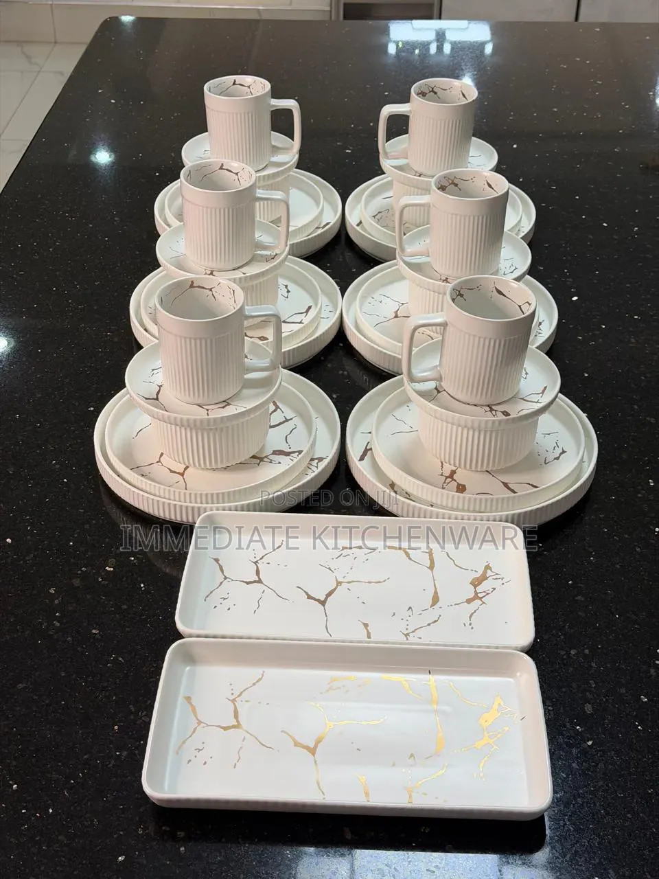 32pcs Matte Stoneware Marble Finish
Elegant Dinner Set