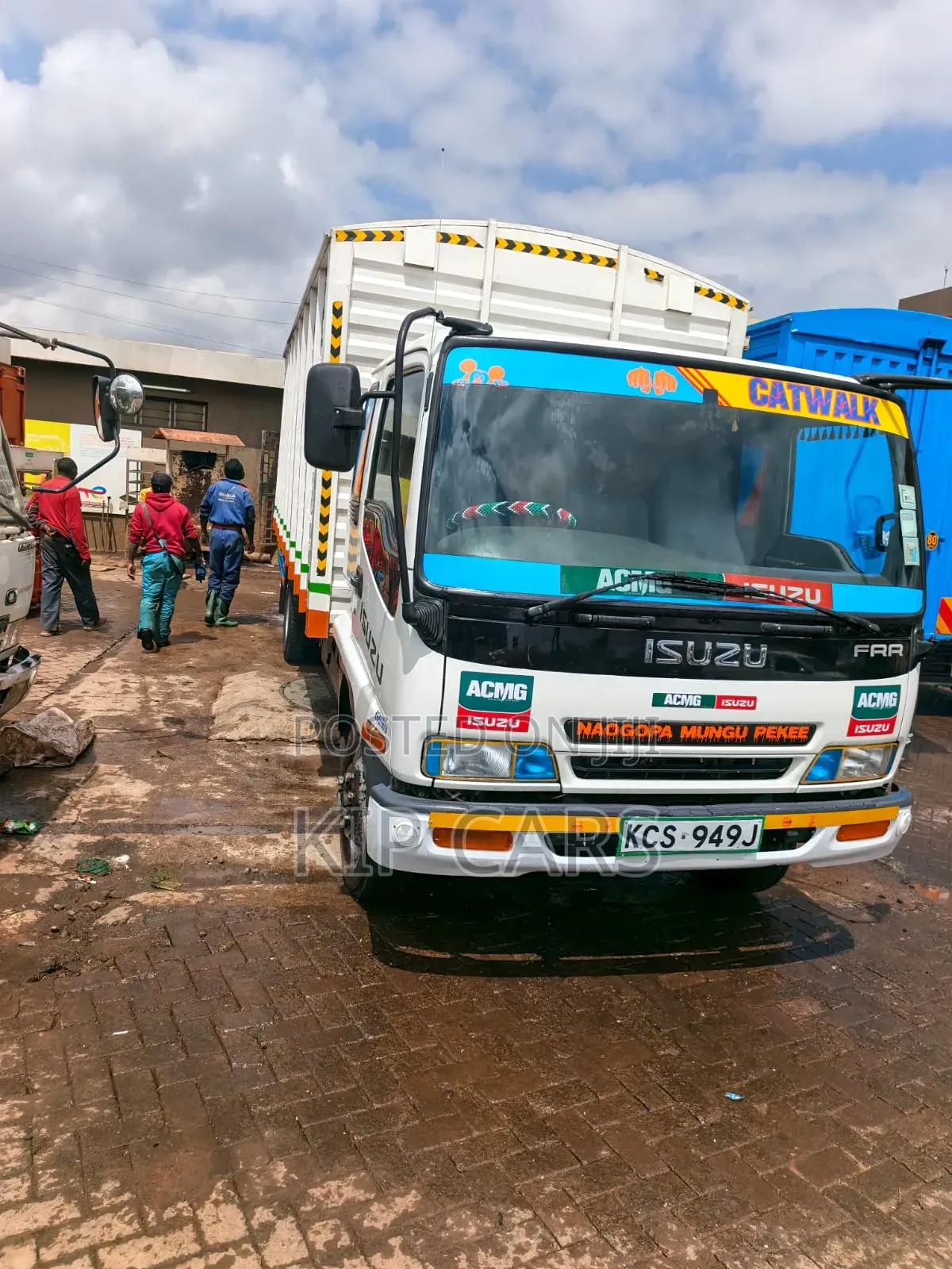 Isuzu Frr33 Coverboard