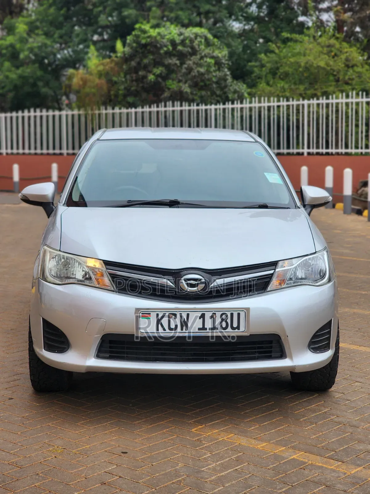 Toyota Corolla Fielder 1.5 Petrol FWD 2014 Silver