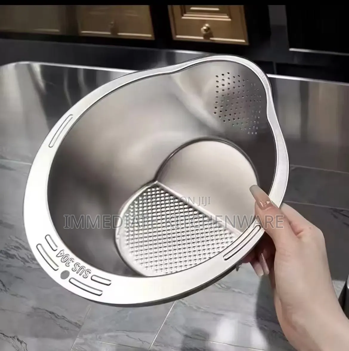 Heavy Duty Stainless Steel Strainers and Colanders