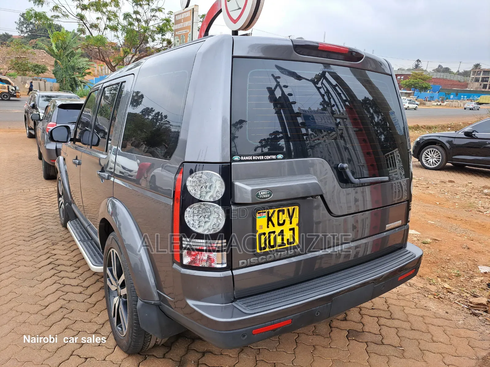 Land Rover Discovery 2015 Gray