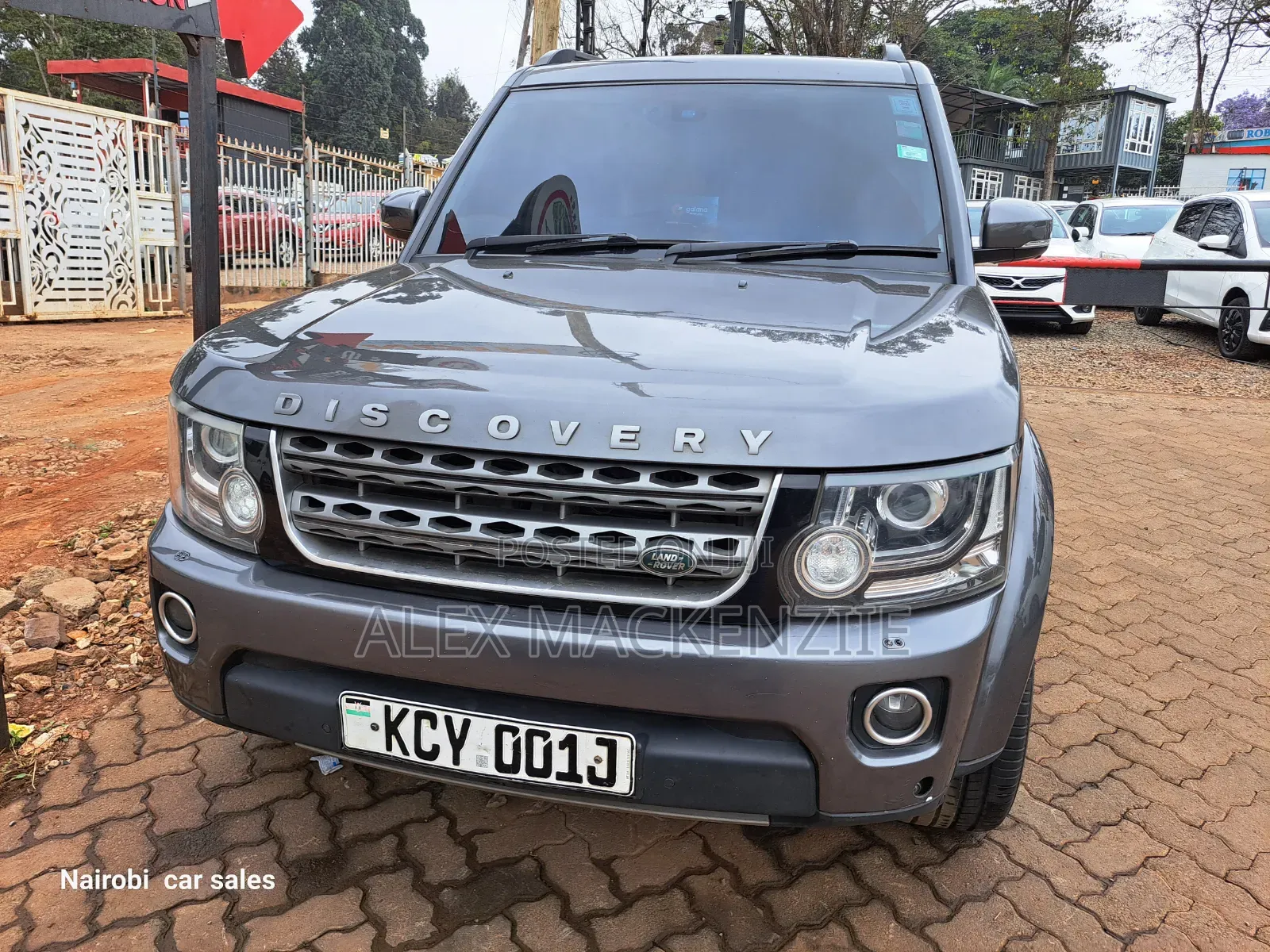 Land Rover Discovery 2015 Gray