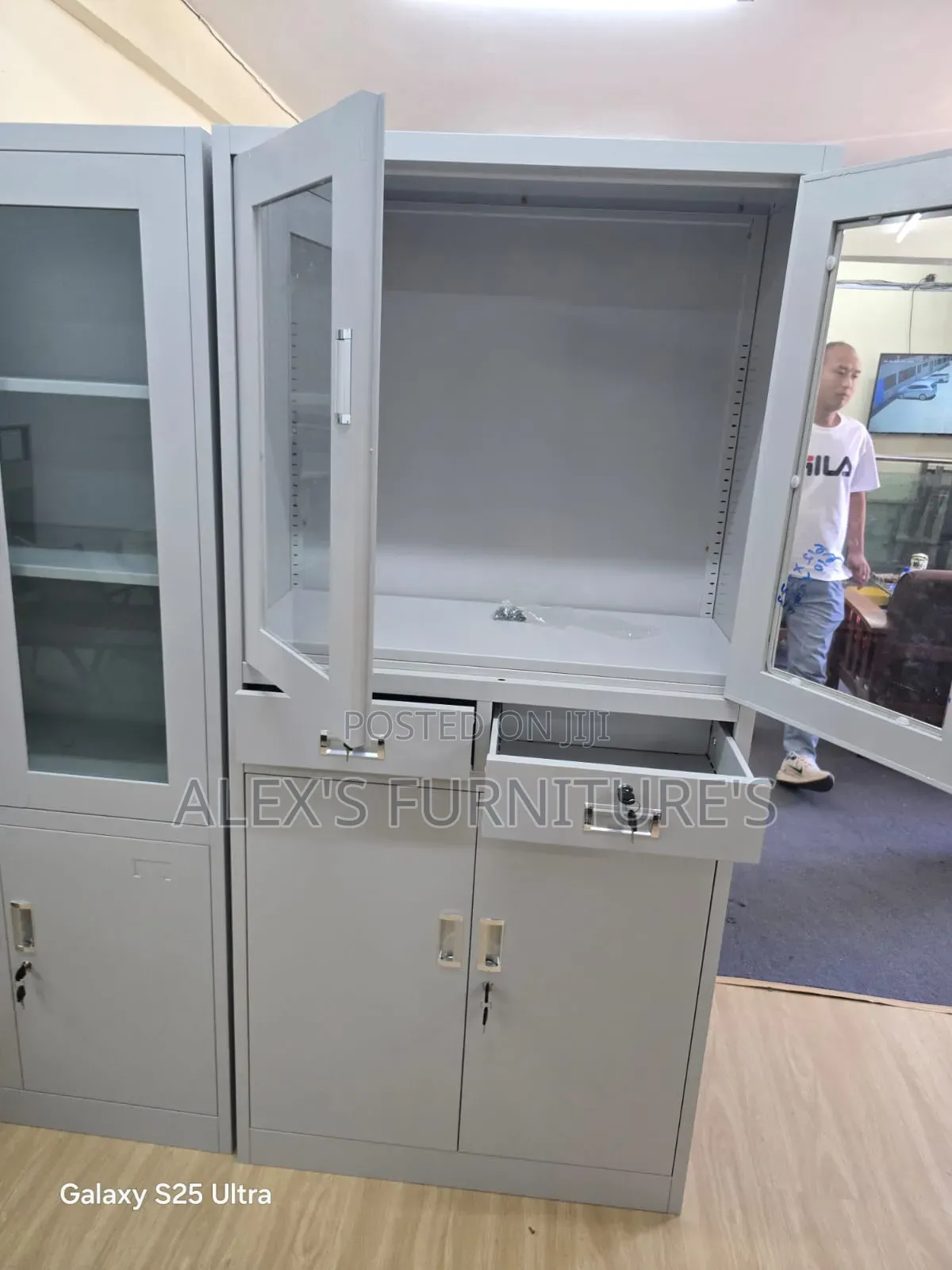 High Quality Furniture Cabinet