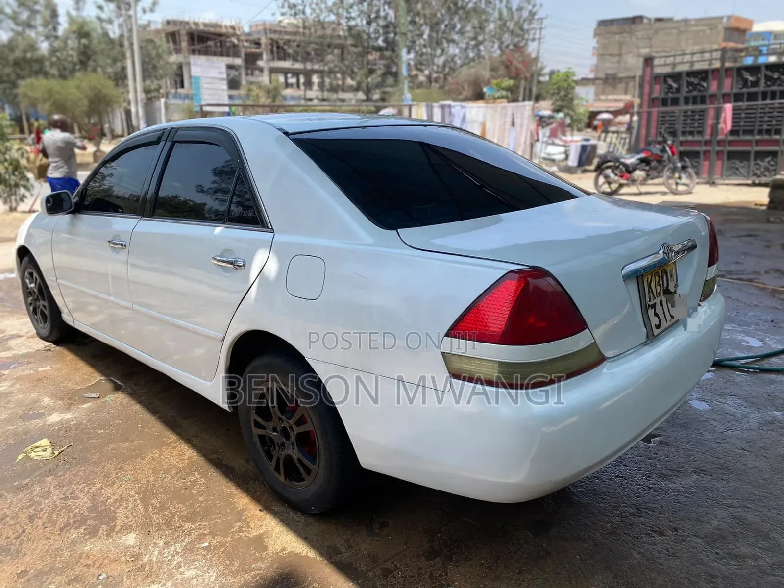 Toyota Mark II 2002 White