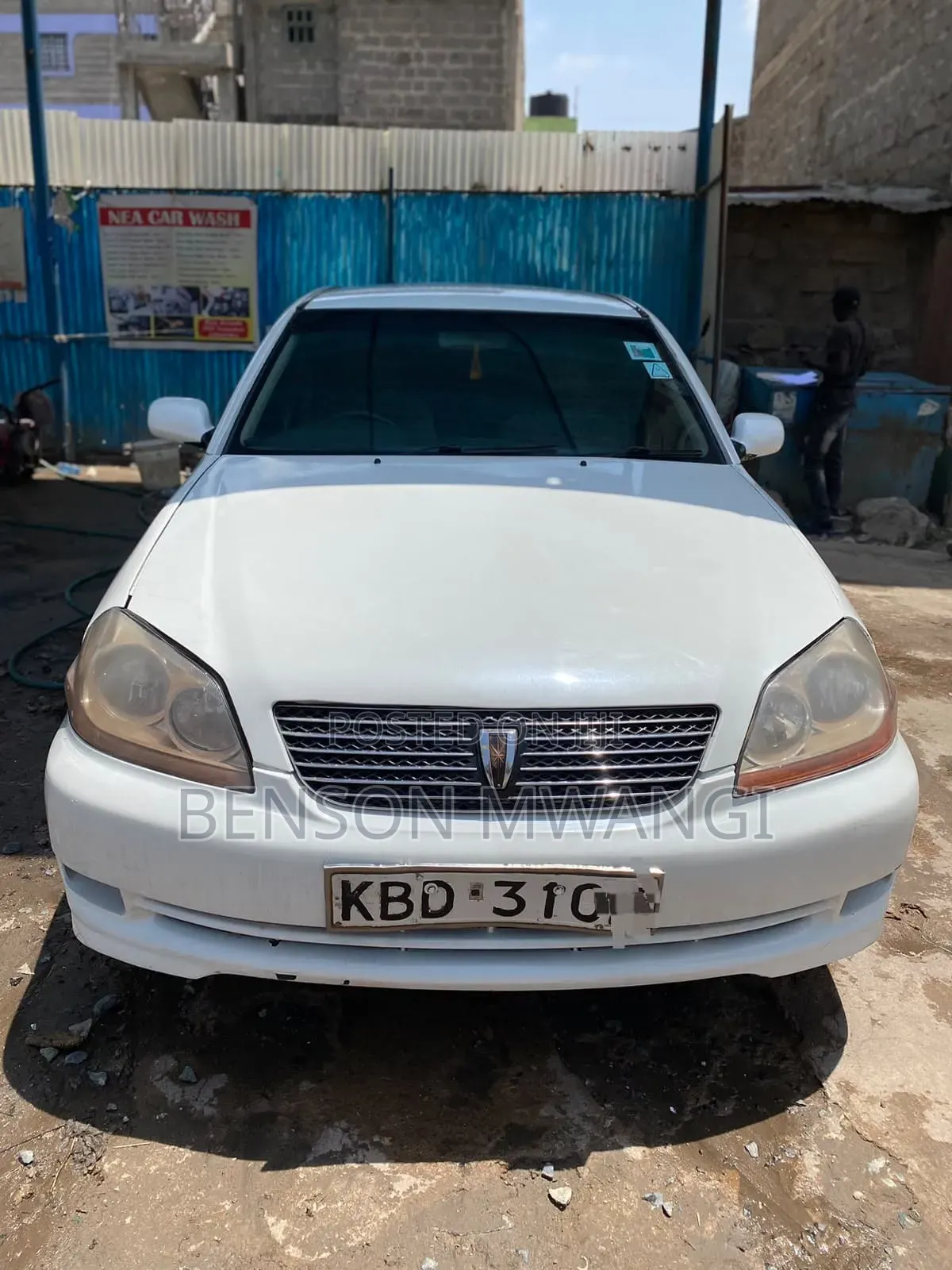 Toyota Mark II 2002 White