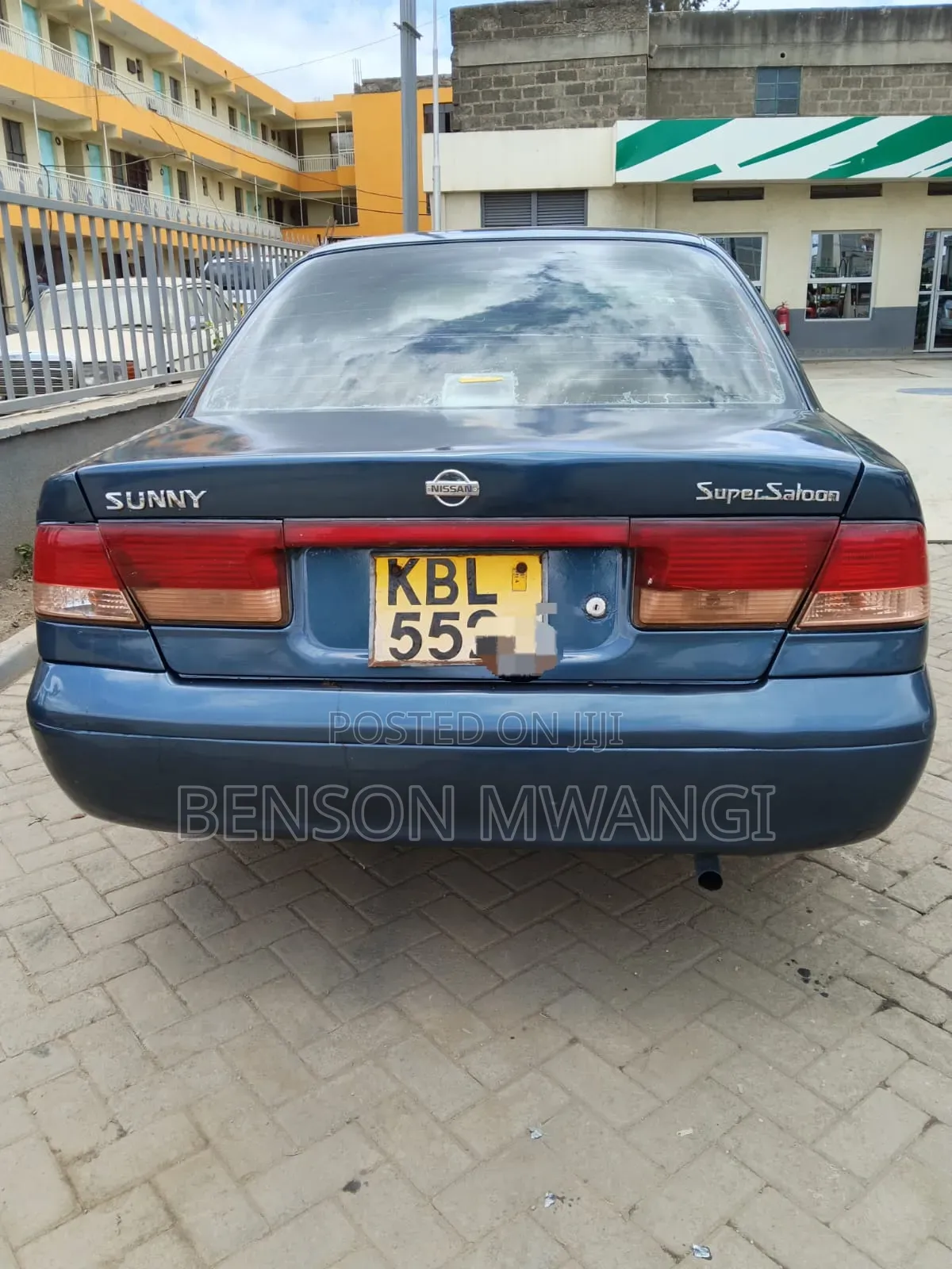 Nissan FB15 2003 Blue