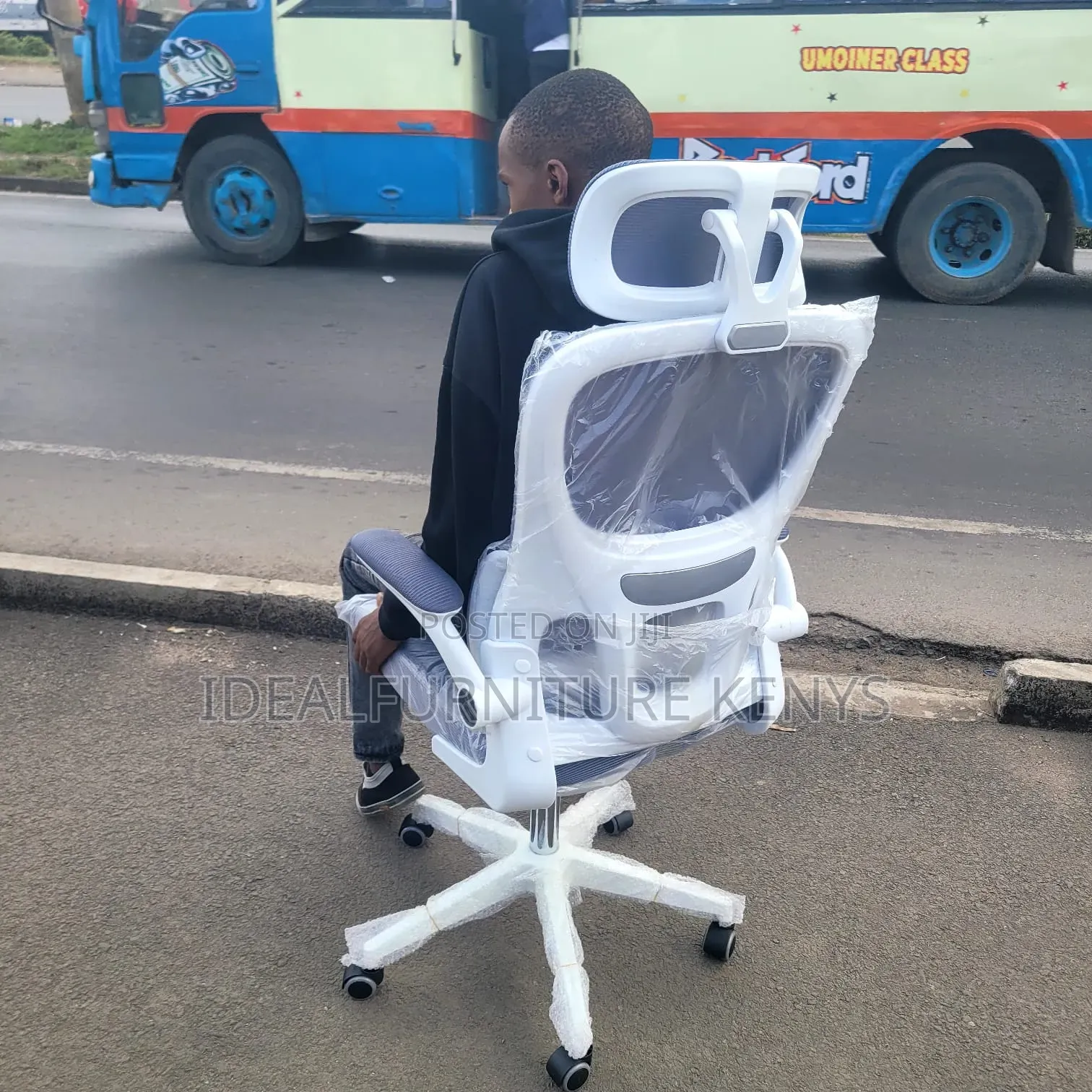 White Office Headrest Chair