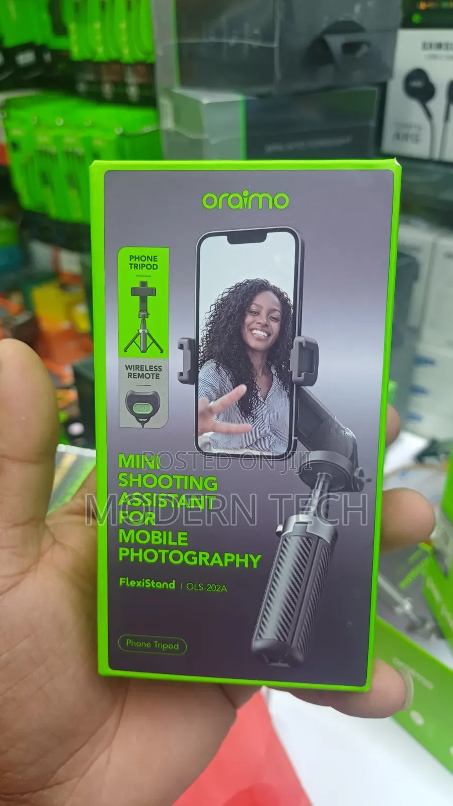 Oraimo FlexiStand Tripod + Fill Light + Bluetooth Remote