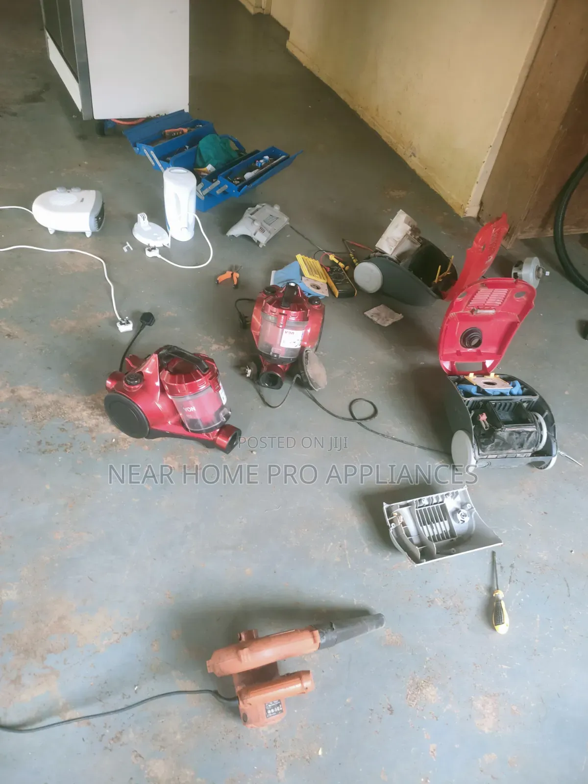 Vacuum Cleaner Repair in Karen