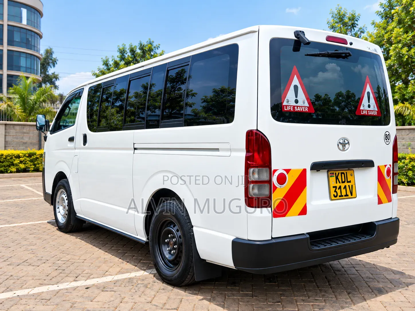 Toyota HiAce 2015 White