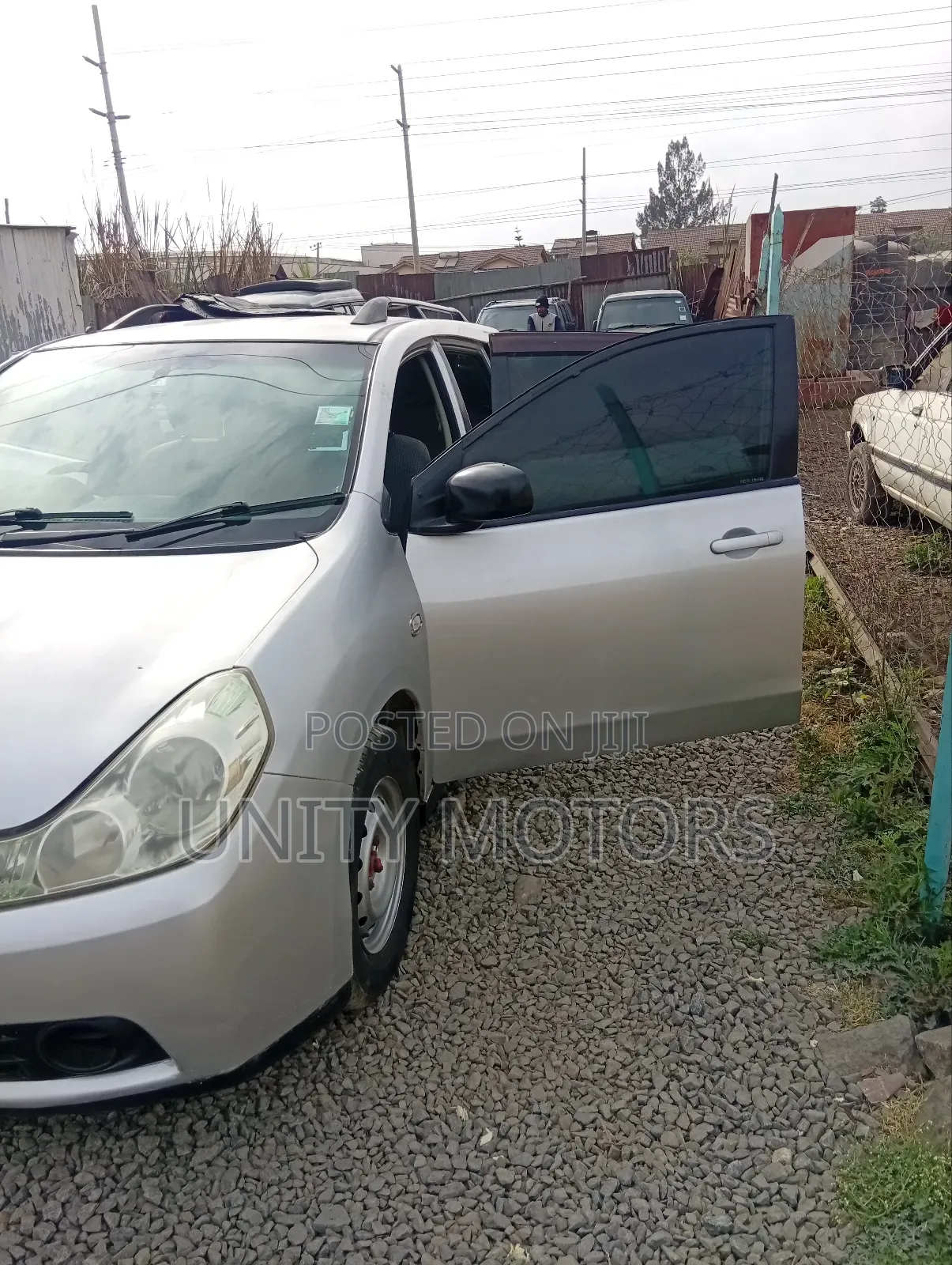 Nissan Wingroad 2011 Silver