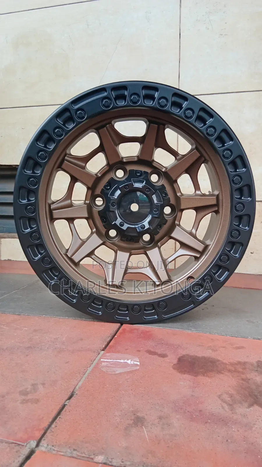 Size 15x8.0j Matatu, Hilax Matatu