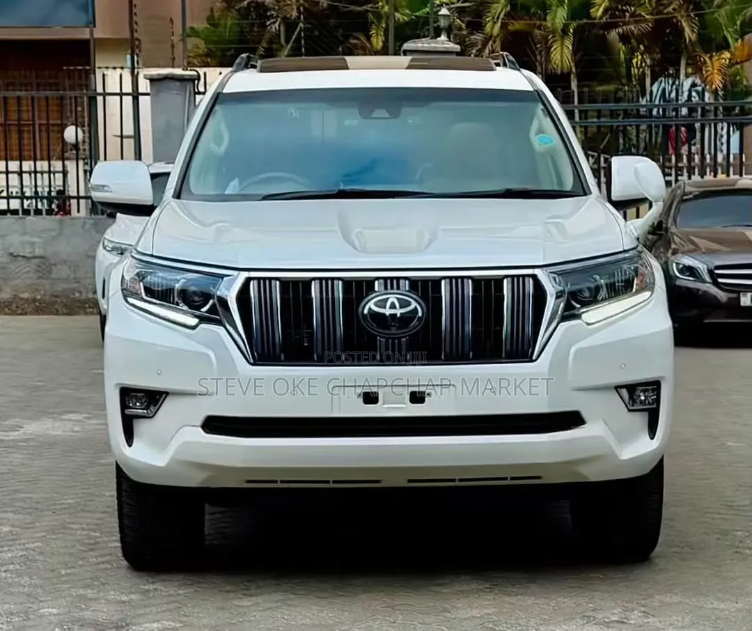 Toyota Land Cruiser Prado 2.8 2021 White