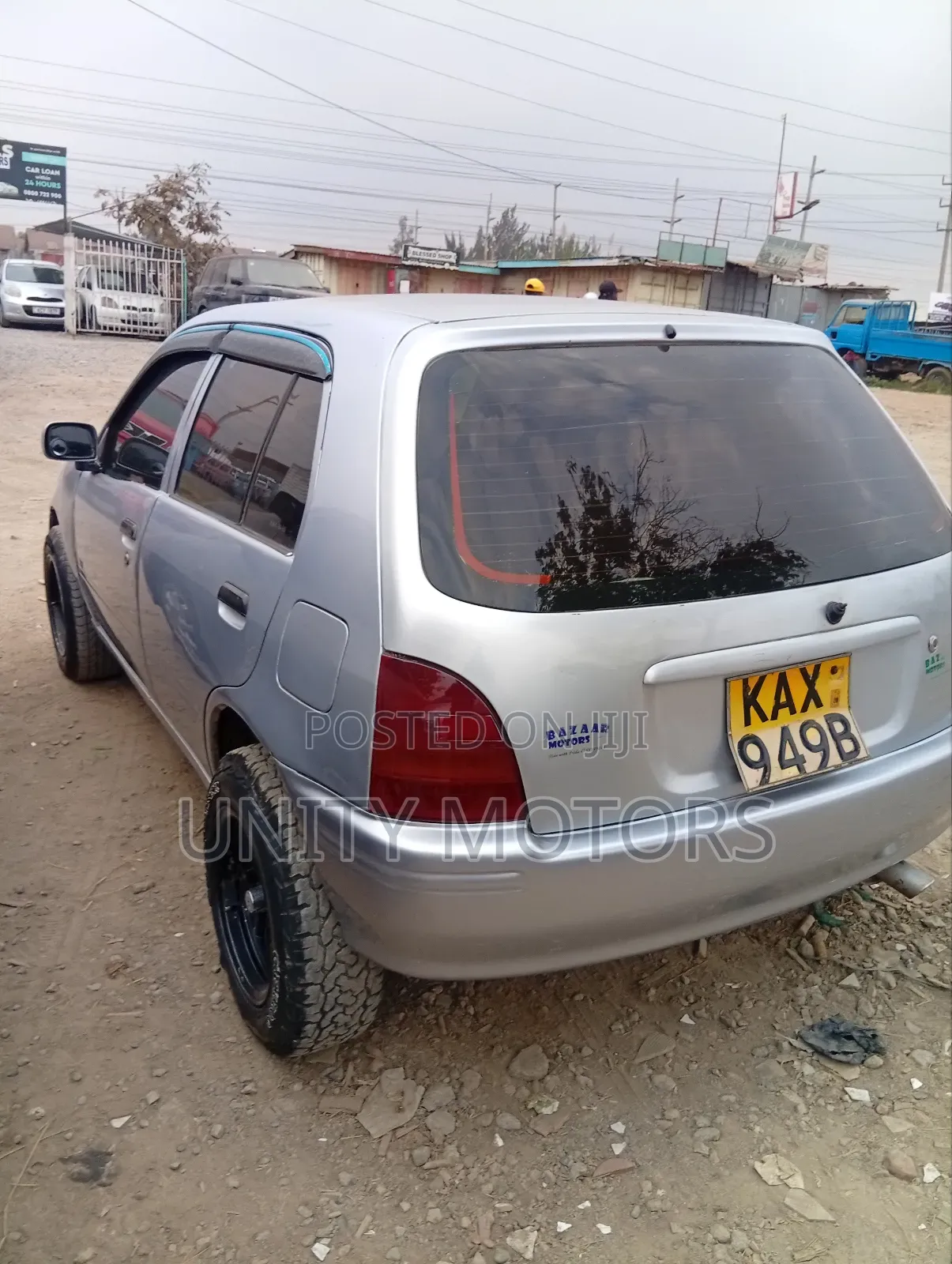 Toyota Starlet 2003 Silver