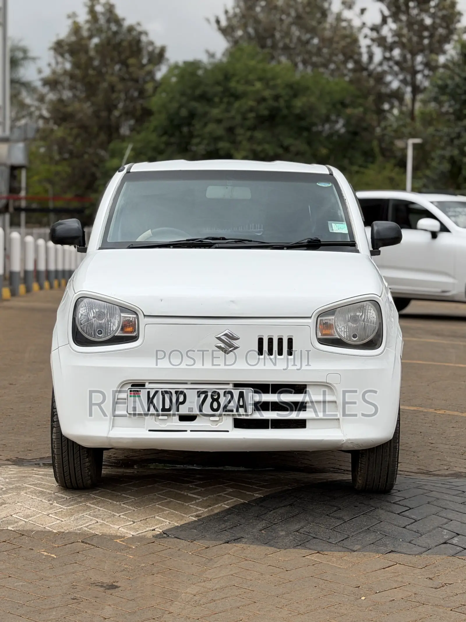 Suzuki Alto 2016 White