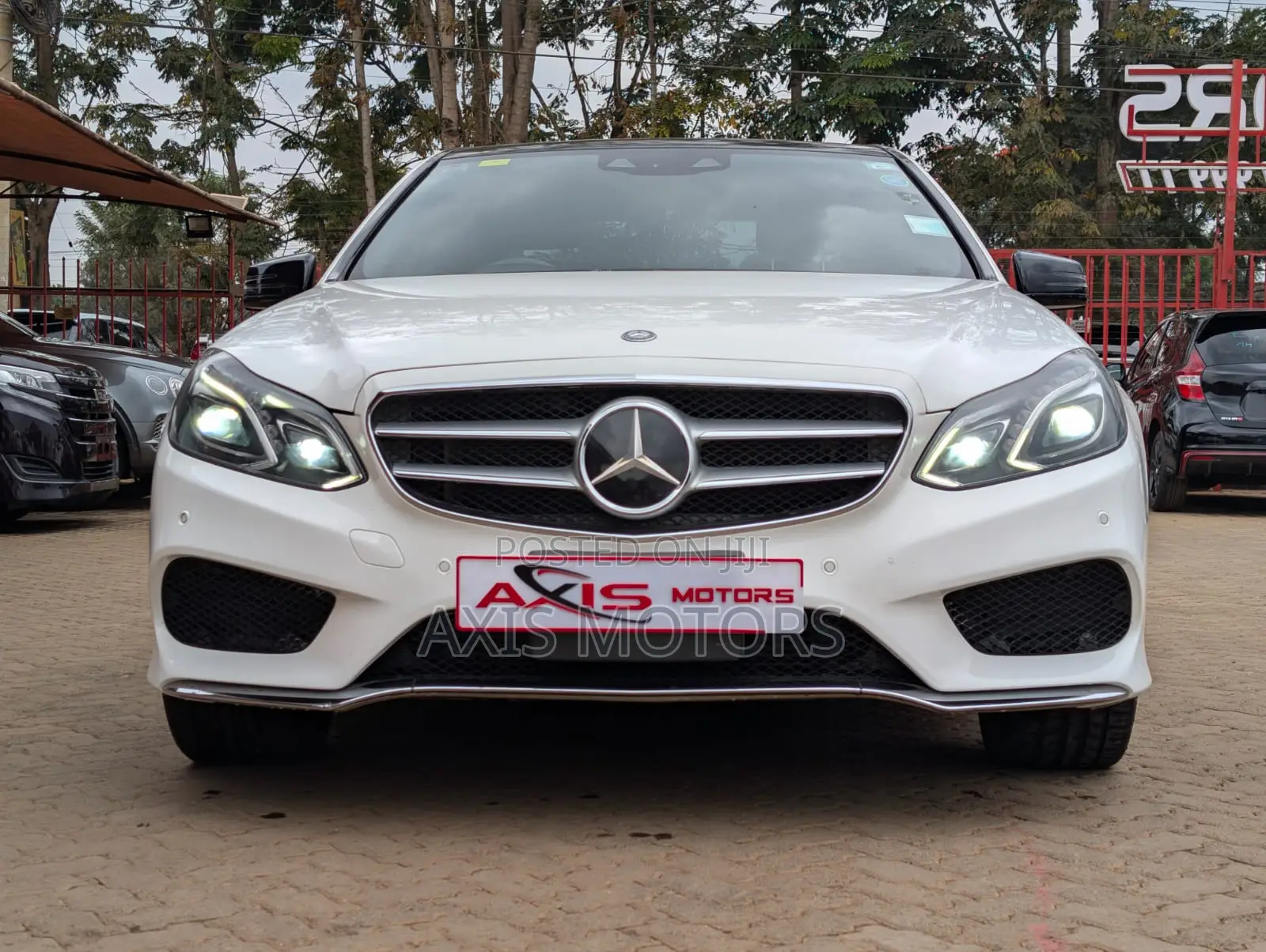 Mercedes-Benz E250 2015 White