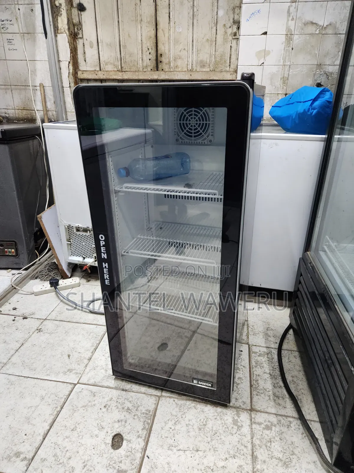 Medium Black Fridge 180litres