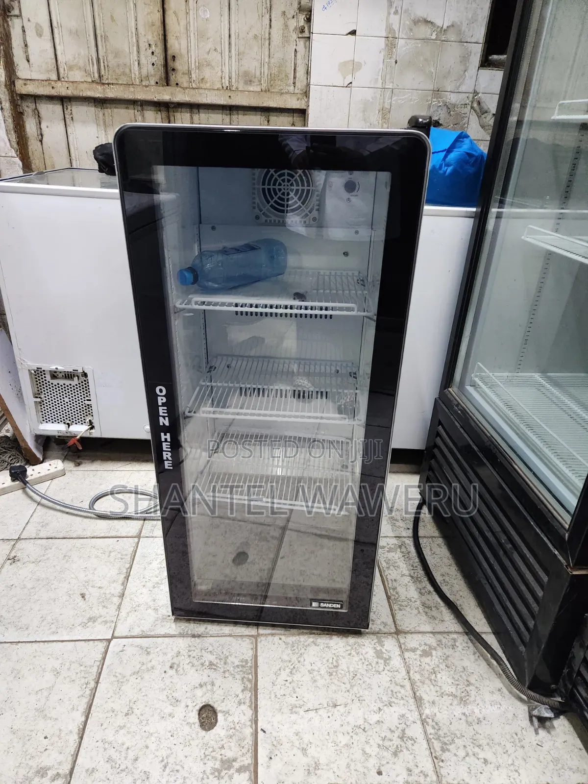 Medium Black Fridge 180litres