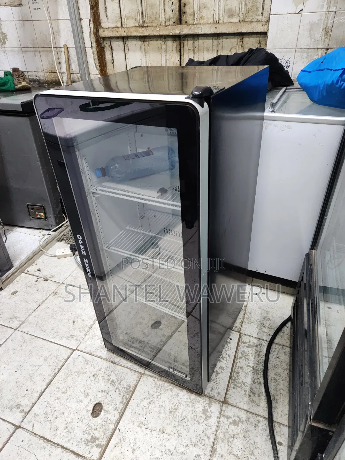 Medium Black Fridge 180litres