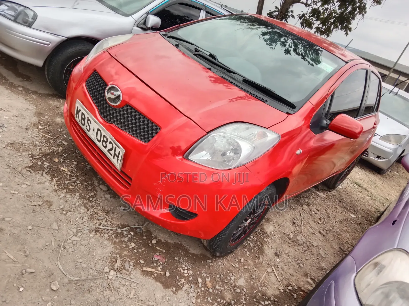 Toyota Vitz 2008 Red