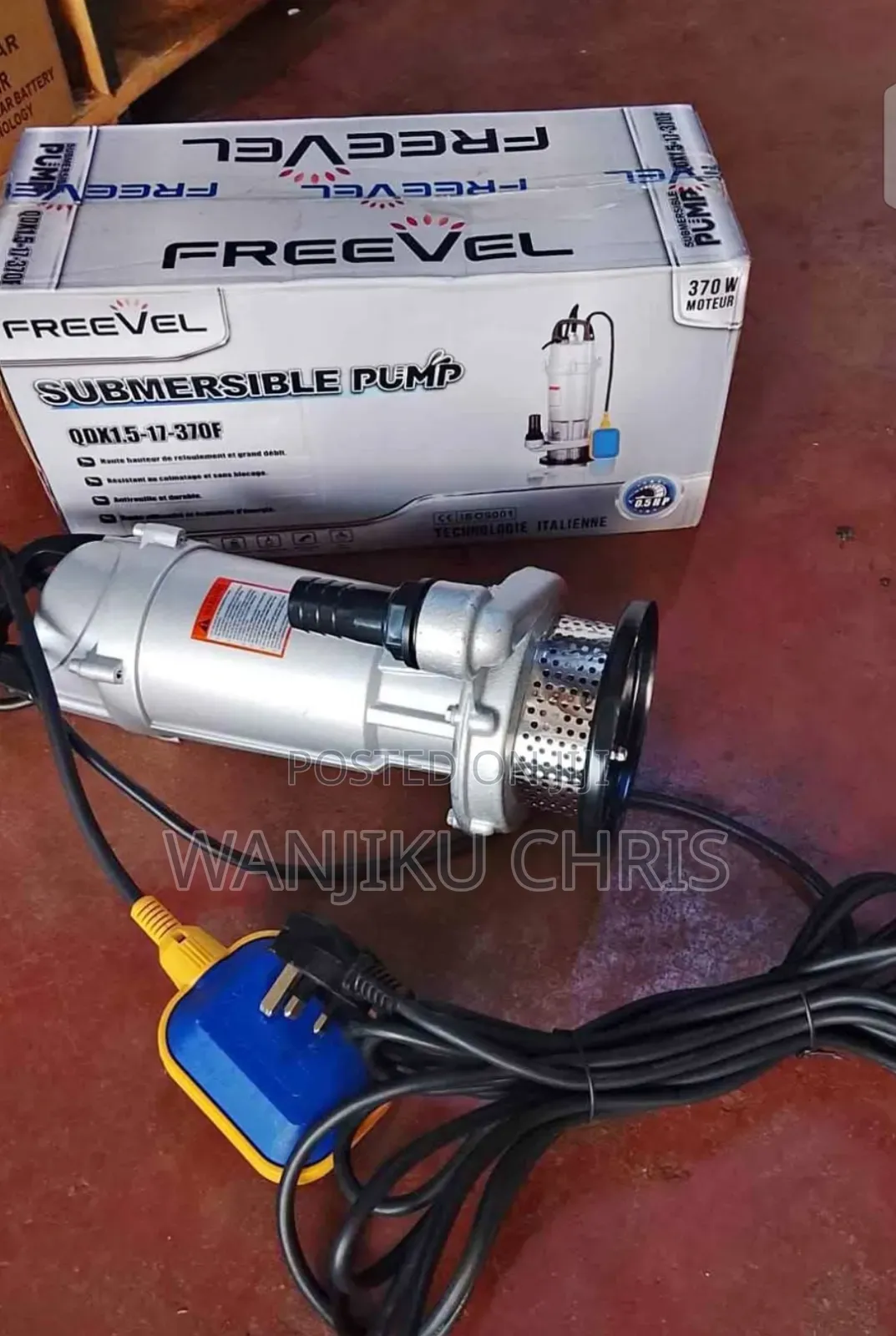 0.5hp Freevel Submersible Water Pump QDX1.5-17-370F