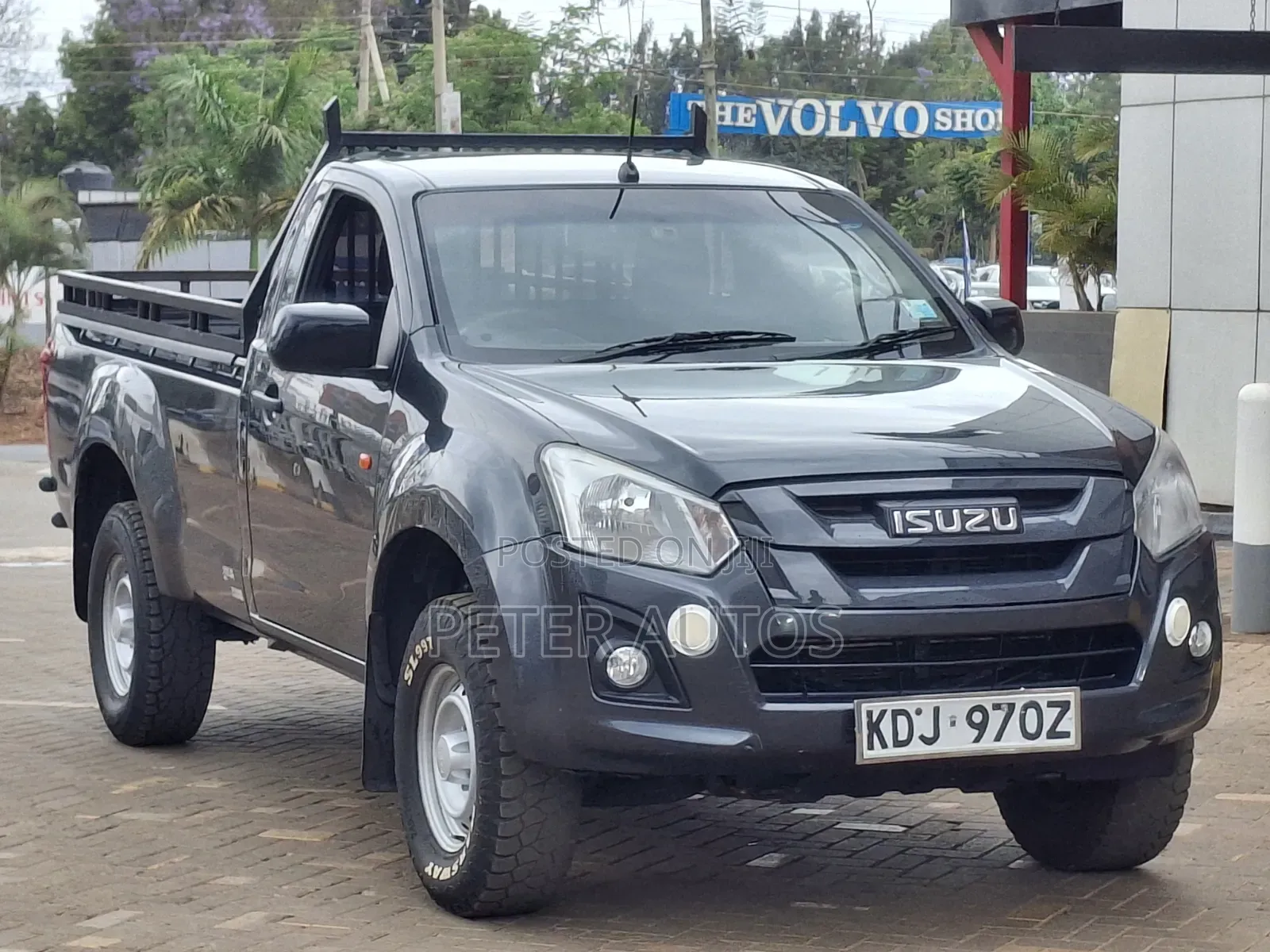 Isuzu D-MAX 2022 Gray