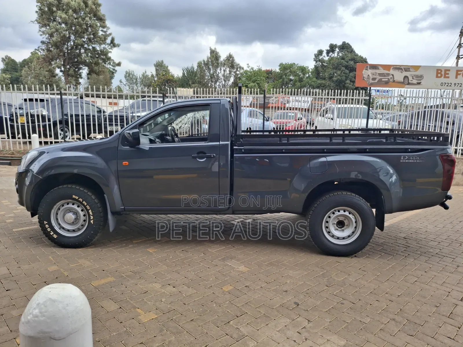 Isuzu D-MAX 2022 Gray